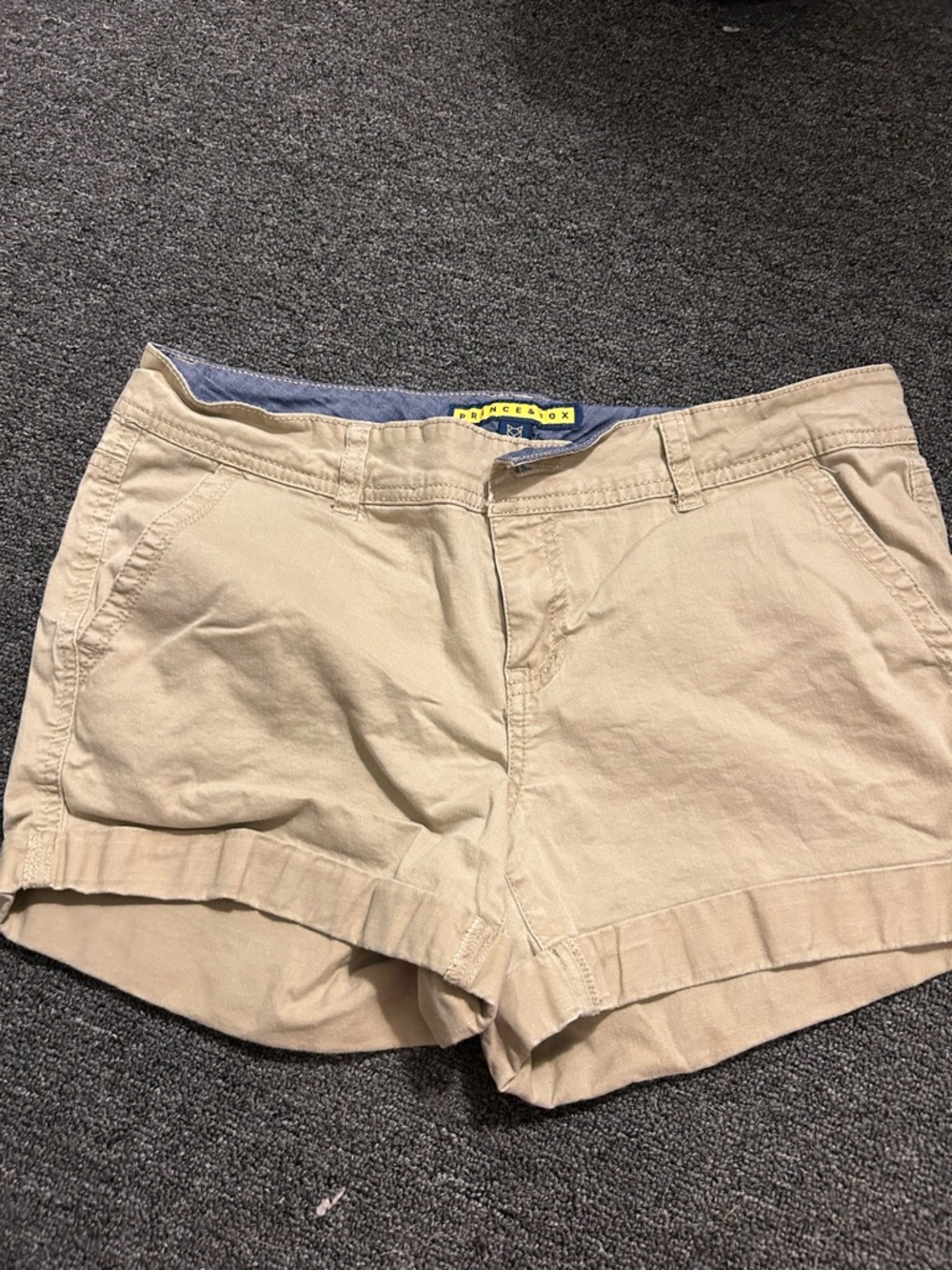 Prince & Fox Beige Women's Bermuda Shorts
